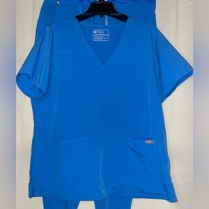 Figs Technical Collection in Bright Blue